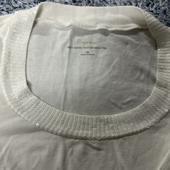 Express white lightweight sweater xs - Picture 2 of 3